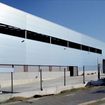 warehouse-for-ironmongery-materials-in-fene-a-coruna