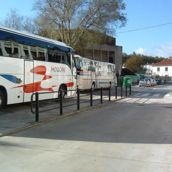 reurbanizacion-de-las-calles-san-lorenzo-y-poza-de-bar-en-santiago-de-compostela